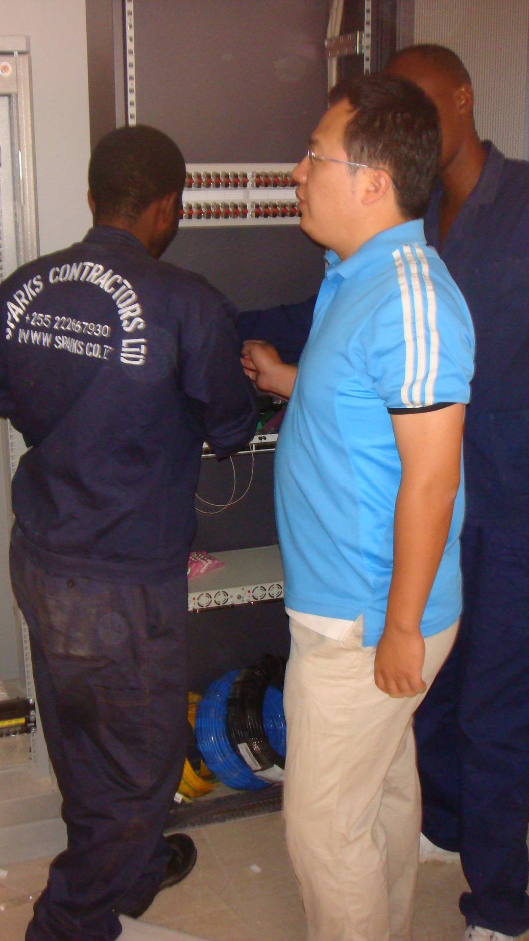 Project Manager (Huawei Tech) instructed by SEEC Technical Director during the visit of Dodoma Projects