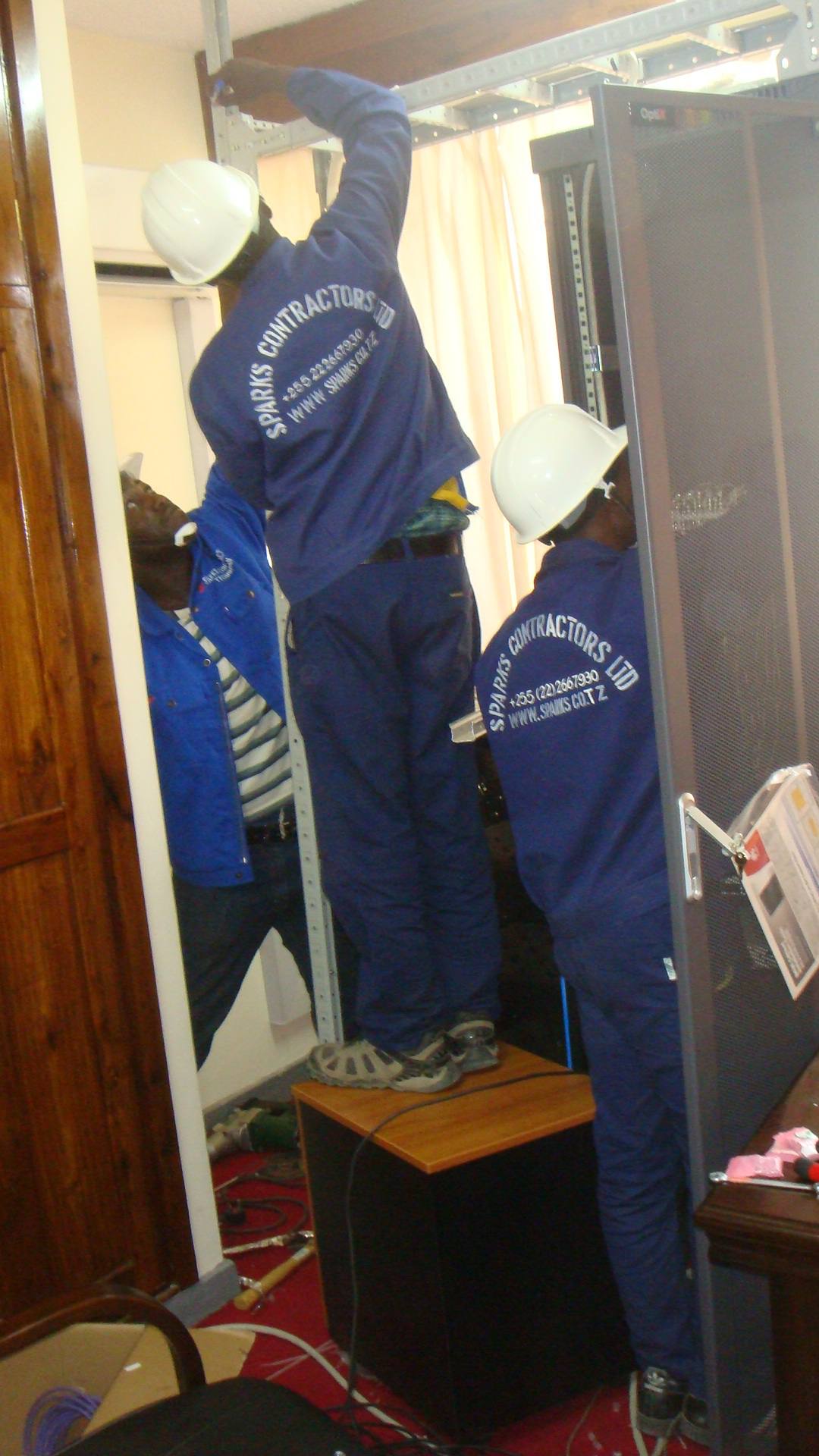 SEEC Engineers cooperating as a team in their working places