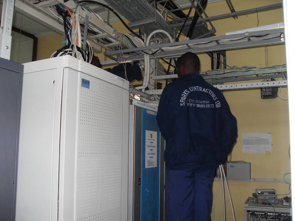 SEEC Engineer installing the equipment’s.