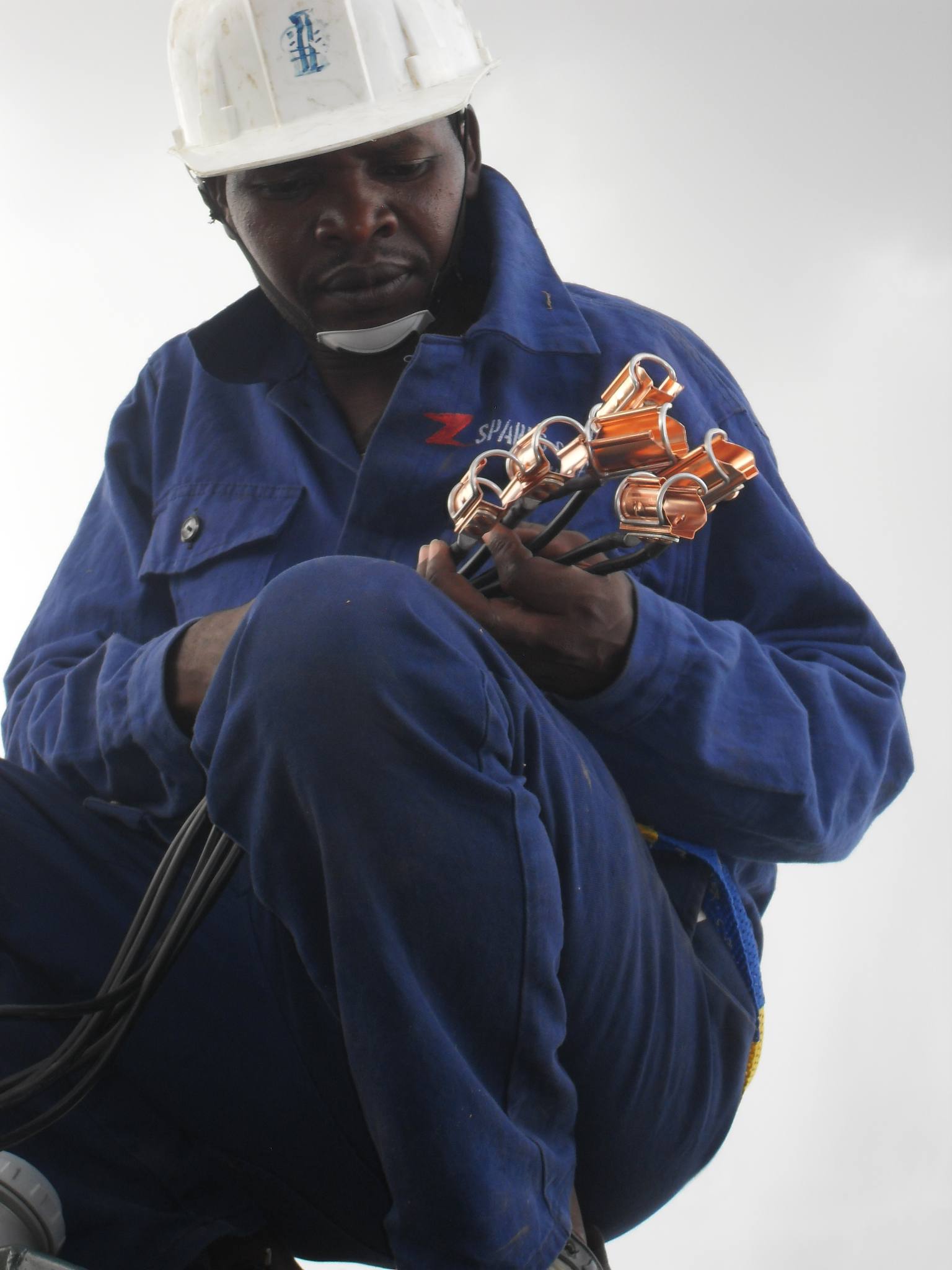 SEEC Engineers executing the telecommunication projects.